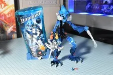LEGO BIONICLE #8916 BARRAKI TAKADOK COMPLETE