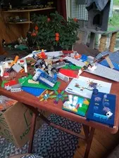 lego parts and pieces lot (2718)