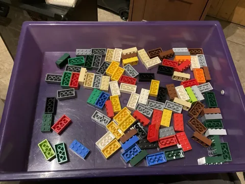 Lot Of 100 2x4 LEGO bricks  - Mixed Lot of colors - Part #3001 only