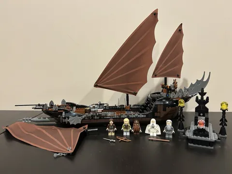 Lego Lord Of The Rings Lot Wizard Battle Pirate Ship Mostly Complete Good Cond