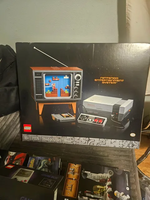 LEGO Nintendo Entertainment System 71374 2646pcs 18+ Super Mario Boxed Set