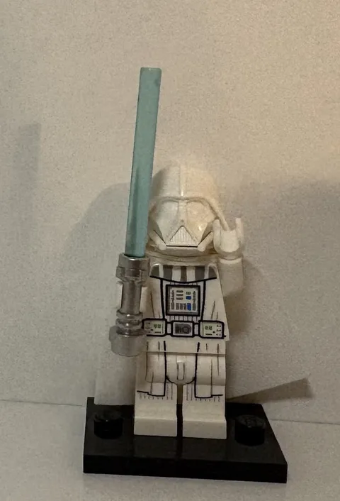 LEGO Star Wars Jedi Darth Vader White Minifigure Redeemed 75389 Dark Falcon NEW