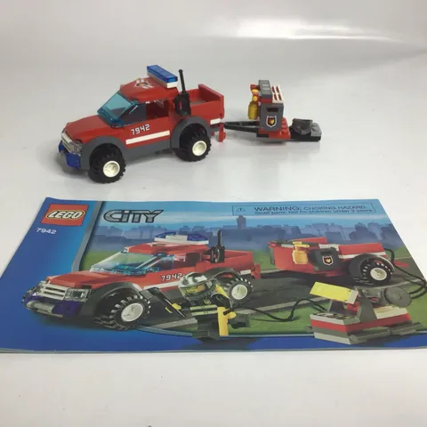 7942 LEGO Complete CITY: Off-Road Fire Rescue with manual Incomplete