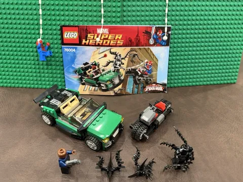 LEGO Marvel Super Heroes Spider-Man Spider-Cycle Chase 76004