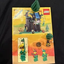 Vintage LEGO Legoland Castle Forestmen's Hideout #6054 incomplete Read disc!