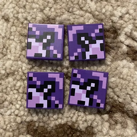 LEGO- Minecraft 21186 2x2 Tile 4x Lot Pixelated Medium Lavender Pieces