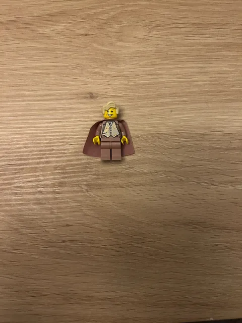 LEGO Harry Potter - Professor Gilderoy Lockhart Minifigure 4730 RARE!