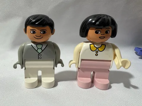 Vintage LEGO Duplo Figures Mom and Dad Toy
