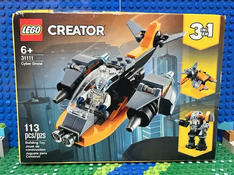 LEGO CREATOR: Cyber Drone (31111)