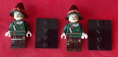 Lego Minifigures Wizard Of Oz “Scarecrow” Set of 2
