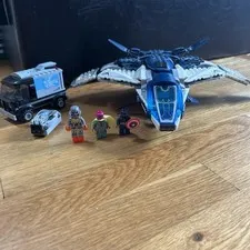 LEGO Marvel 76032: The Avengers Quinjet City Chase 