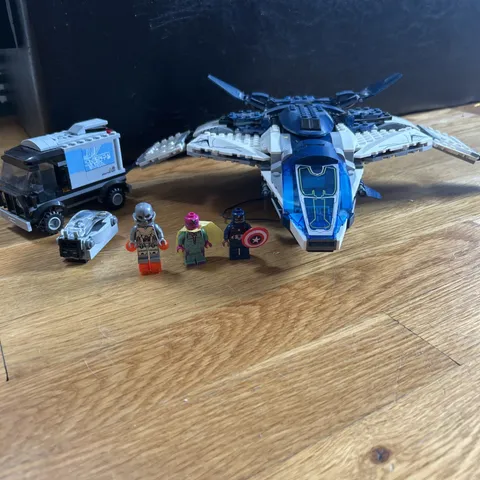LEGO Marvel 76032: The Avengers Quinjet City Chase 