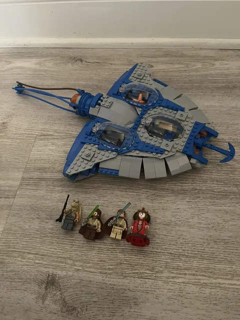 LEGO Star Wars 9499 Gungan Sub – Used – All Original Minifigures Included
