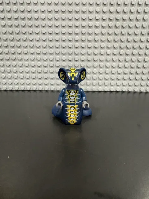 Lego Ninjago Skales Serpentine General damaged tailRise of the Snakes Minifigure