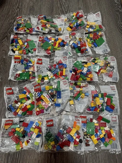 9338 LEGO Serious Play Mini-Kit Lot Of 19 SEALED Poly bags