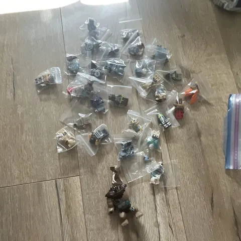 LEGO Chima mini figure lot bundle