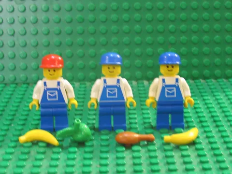Lot of 3 Lego Vintage Minifigures Blue Overalls Farmer Classic Town, City GG66