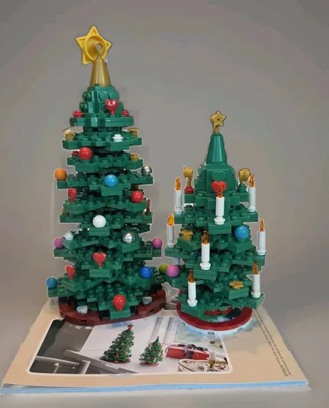 LEGO Christmas Tree 40573 2-in-1 Complete Set 784 Pieces Ages 12+ 2022