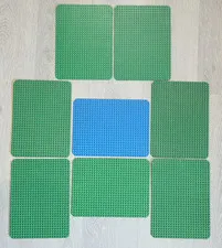LEGO Baseplate 24x32 with Rounded Corners Part 10a Green & Blue Lot of 8
