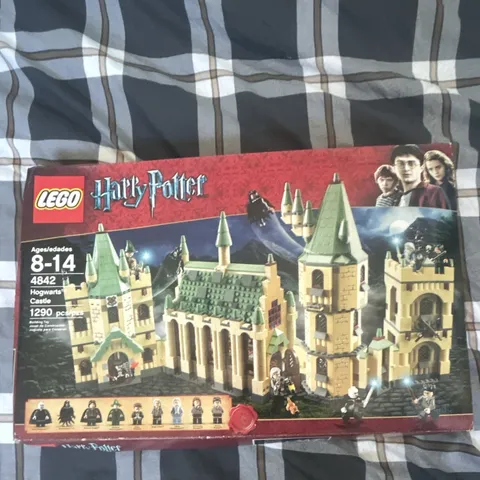 LEGO Harry Potter Hogwarts Castle #4842 sealed