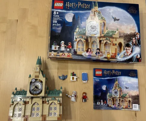 LEGO Harry Potter 76398 Hogwarts Hospital Wing Built w/ BOX MISSING A FEW PIECES