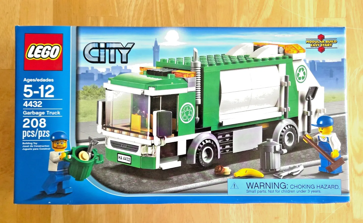 LEGO City: Garbage Truck 4432 -Brand New In Sealed Box!  Retired*
