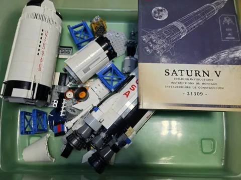 Retired & Collector LEGO Ideas #21309 NASA Apollo Saturn V Complete Set