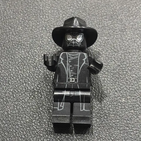 LEGO Marvel Super Heroes Spider-Man Noir With Shirt Tail Minifigure Sh0614a