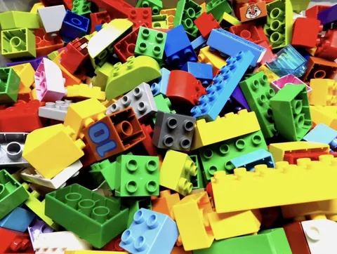 LEGO - DUPLO - HUGE BRICK SALE - LOT of 100 PIECES - $28.99 - FREE SHIPPING !!