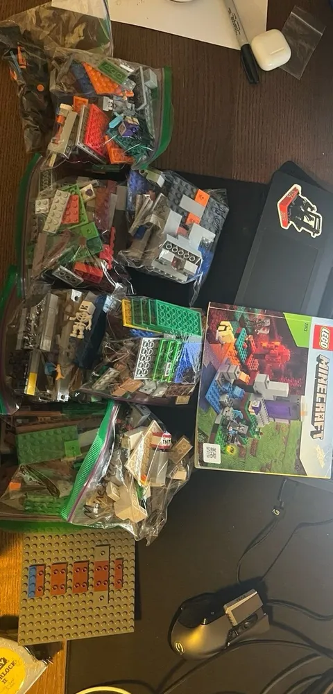 Lego minecraft 3 complete sets lot