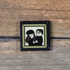 LEGO Harry Potter Black Tile 2x2 with James and Lily Potter Portrait 3068pb1838