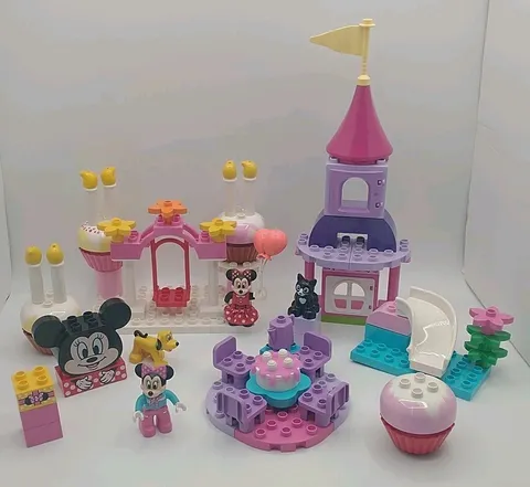 Lego DUPLO Minnie Mouse Play Birthday Cupcake Swing Slide Base Figures 73 Pcs