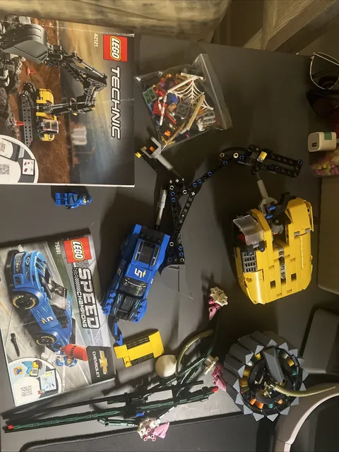 Huge Lego Technic, Ninjago, Botanicals, And Speed Champions Lot!
