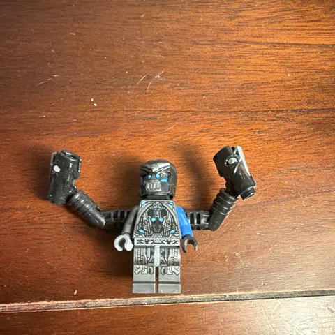 LEGO Minifigures Black Robot Minifigure Removable Helmet Multi-Arm Accessory