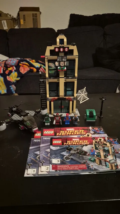 LEGO Marvel 76005 Daily Bugle Showdown 100% Build Complete Read Desc