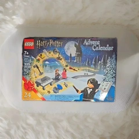 75981 LEGO Harry Potter Advent Calendar 335 Pcs, 24 gifts, NEW NIB NOS Sealed