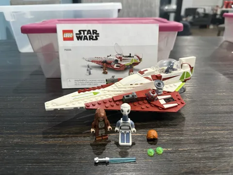 LEGO Star Wars: Obi-Wan Kenobi S Jedi Starfighter (75333)
