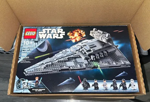 LEGO Star Wars Imperial Star Destroyer 75394 1555 pcs 10+ Exclusive Minifig Box