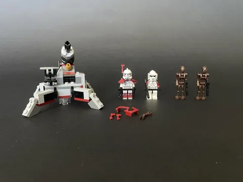LEGO Star Wars Elite Clone Trooper Droid Battle Pack (9488)