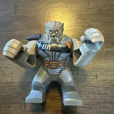 LEGO Marvel Avengers Infinity War Big Figure Minifigure Cull Obsidian