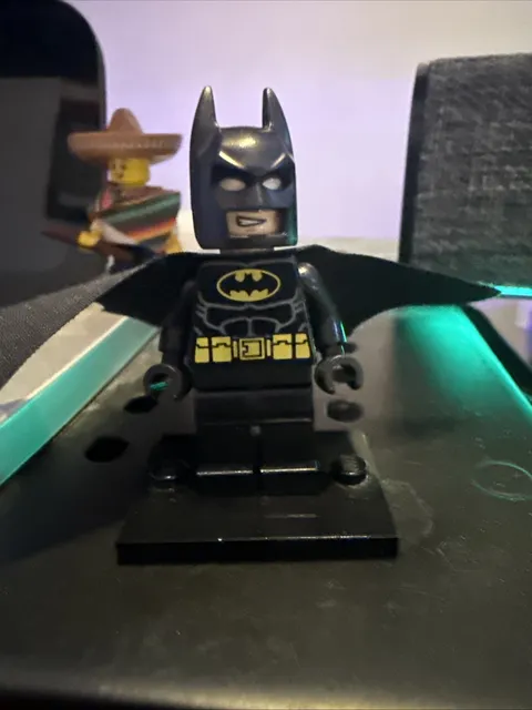 LEGO 7781 7785 7783 - ORIGINAL BATMAN MINI FIG (BLACK SUIT w/ CAPE)