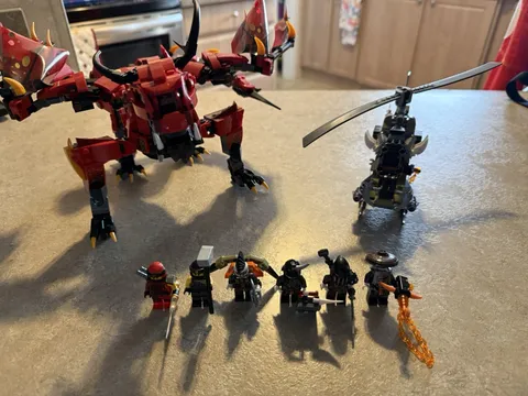 LEGO NINJAGO: Firstbourne (70653) / Great Condition / Complete