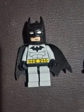 2006 LEGO Batman: Batman Minifigure, bat001, Light Gray Suit w Black Mask