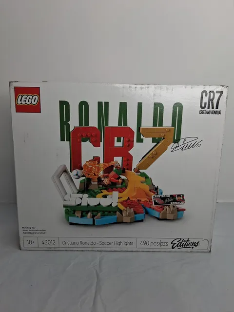 LEGO Icons Cristiano Ronaldo Soccer Highlights Building Set 43012 Limited Ed.