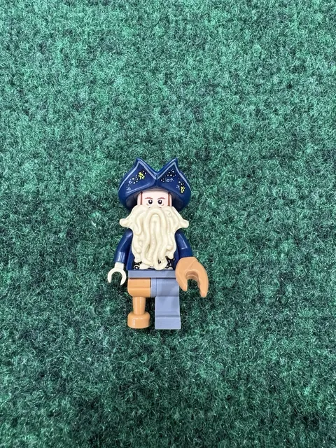RARE Davy Jones LEGO Minifigure 4184 Curse of the Black Pearl Wrong Head MINT