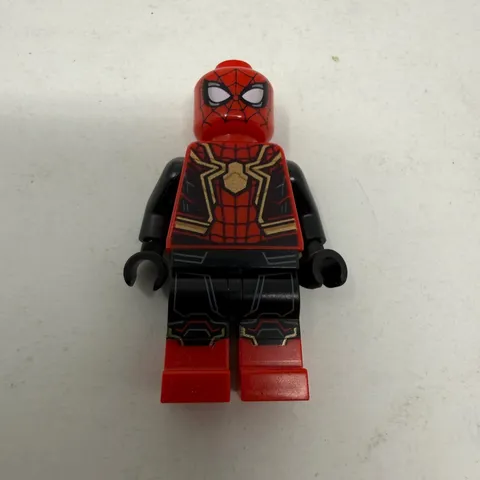 LEGO Spider-Man Integrated Suit Minifigure Marvel No Way Home Red Black Gold