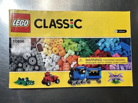 2015 LEGO Classic 10696 Manual Booklet Only  Used Condition
