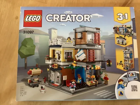 Lego Creator 3 In 1  Instruction Manual Only #31097 BOOK ONLY townhouse pet shop