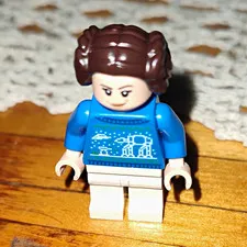 LEGO Female Minifigure Brown Hair Blue Sweater Torso White Legs 75395 (2024)