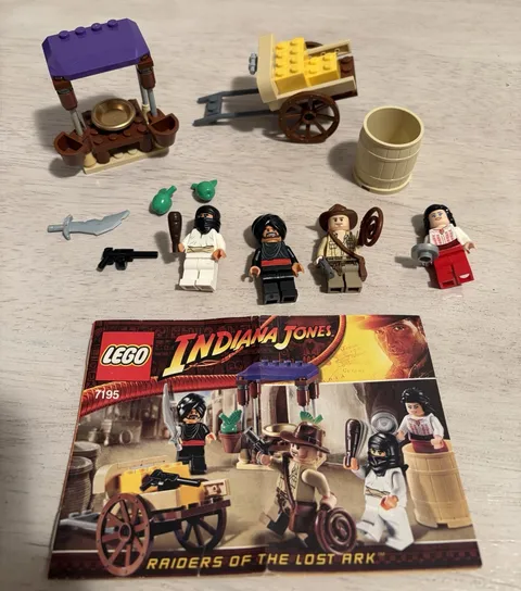 Lego 7195 Indiana Jones Ambush in Cairo 100% complete w/ minifigs & instructions